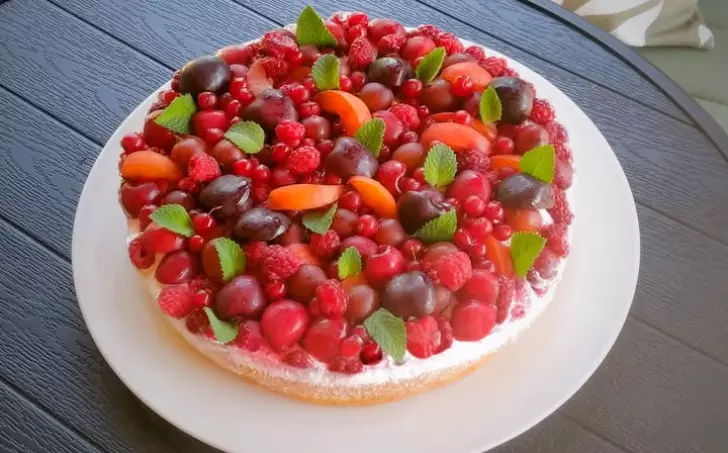 Dort s letním ovocem - LC