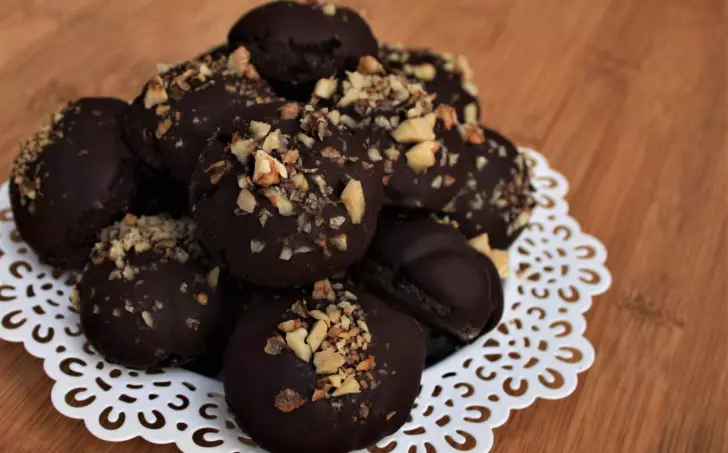 Čokoládové bochánky se skořicí, hřebíčkem a s vůní pomeranče