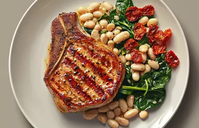 Vepřová kotleta s bílými fazolemi