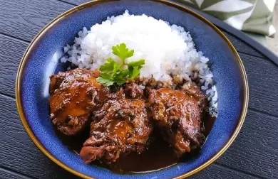 Kuře s pikantní omáčkou - LC