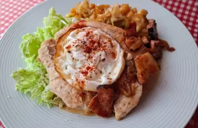 Kuřecí prsa, pečená zelenina a vejce