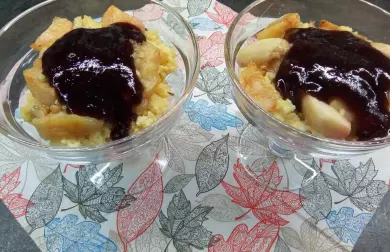 JÁHLOVÁ KAŠE S JABLEČNÝM PYRÉ