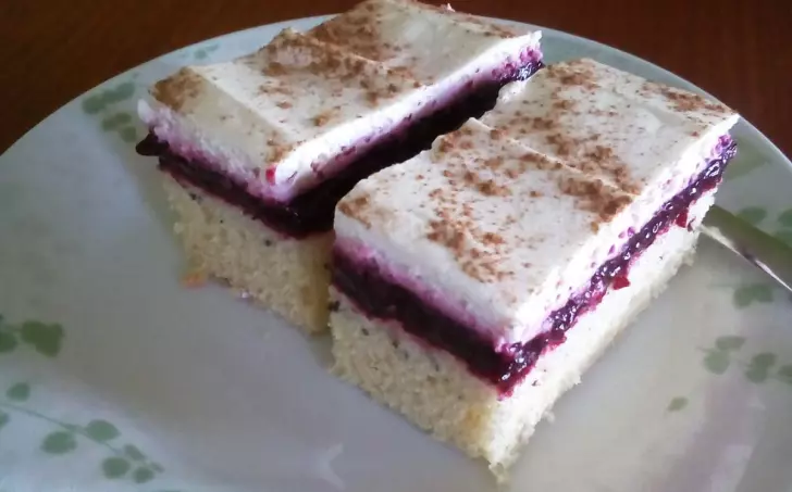 Ostružinové lahodné řezy