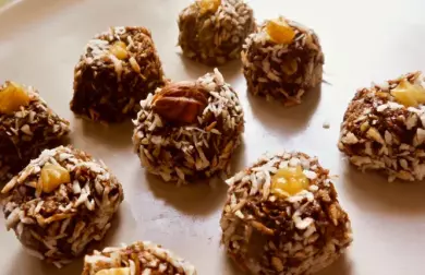 Čarodějnické kokosové kuličky