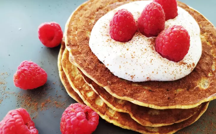 Lívanečky z mozzarelly a lněného semínka - low carb