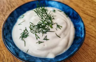 Dip ala majonéza z vařených vajec