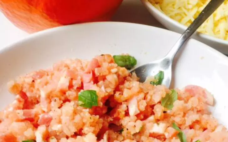 Recept: Pečená dýně plněná krůtím masem a sýrem