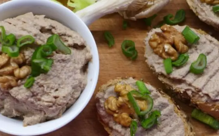 Jemná paštika z hlívy